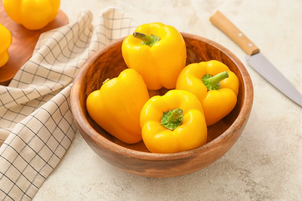 Canary Bell Sweet Pepper Seeds - Yellow Capsicum Annuum - 100 Seeds - Image 5