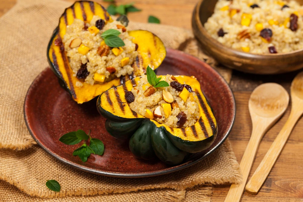 Table Queen Acorn Squash Seeds - 50 Heirloom Vegetable Seeds - Cucurbita Pepo - Image 9