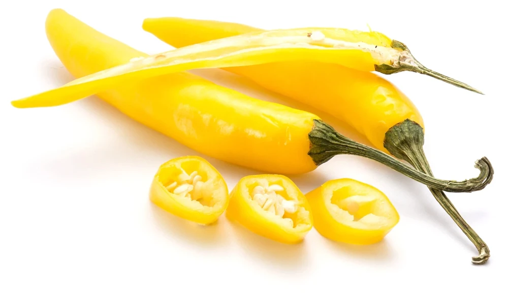 50 Golden Cayenne Pepper Hot Yellow Vegetable Seeds - Capsicum Annuum - Image 3